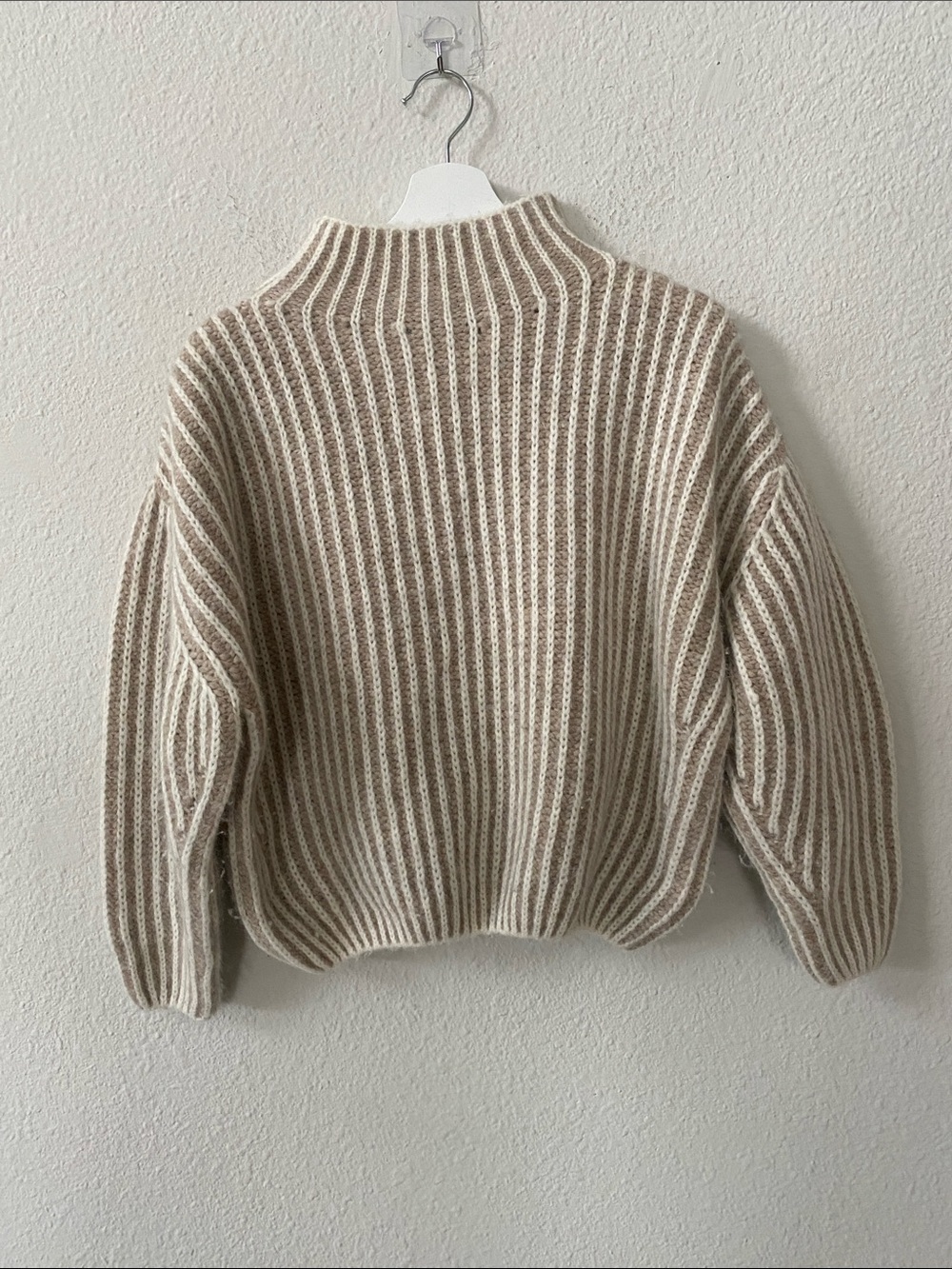 Micaela Greg Ines Apaca Sweater Medium - Picture 3 of 6